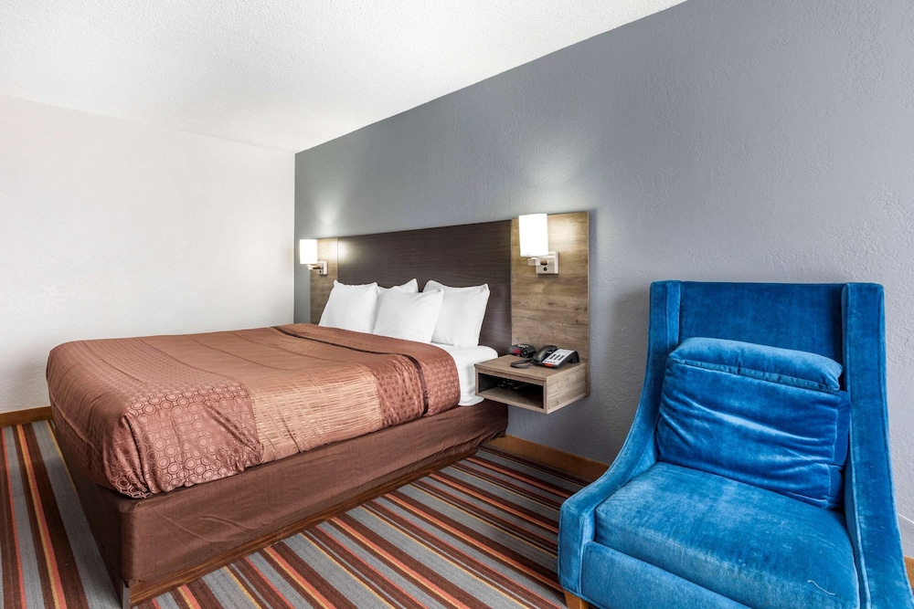 Quality Inn & Suites Sulphur Springs - photo 37
