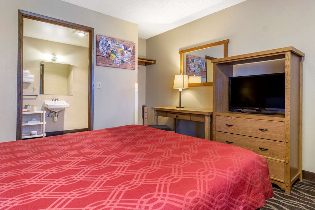 Econo Lodge Ellensburg Near University - photo 17