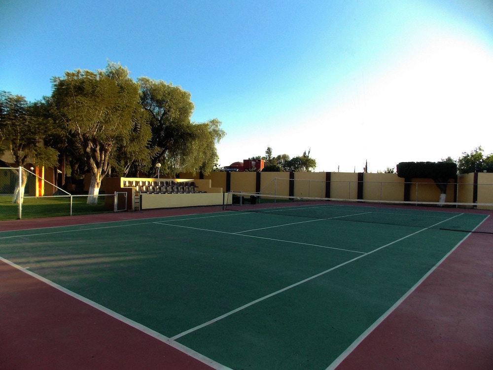 Tennis court