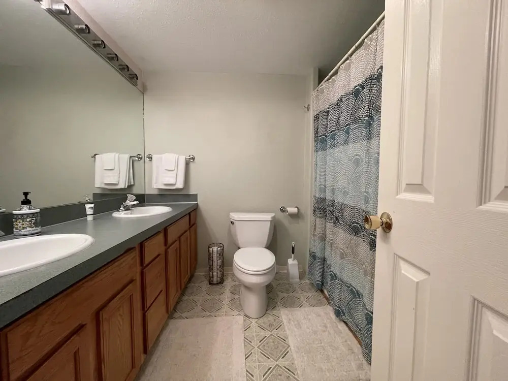 Bayshore RV Park & Guest Suites - photo 9