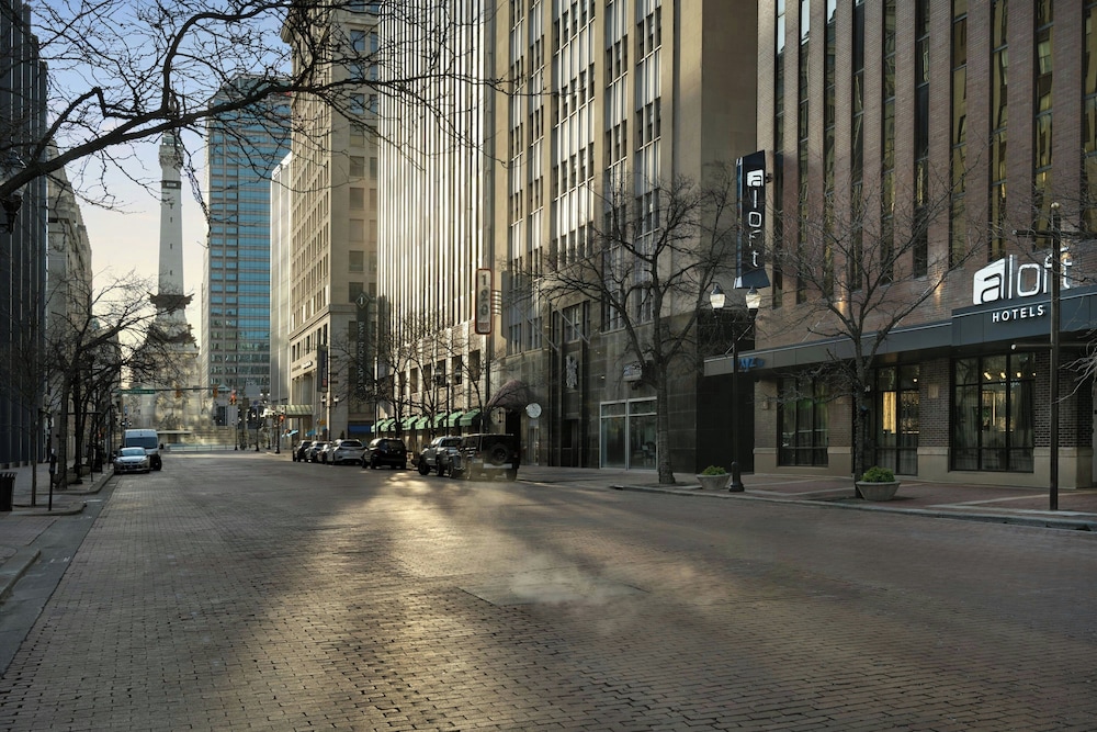 Aloft Indianapolis Downtown - photo 37