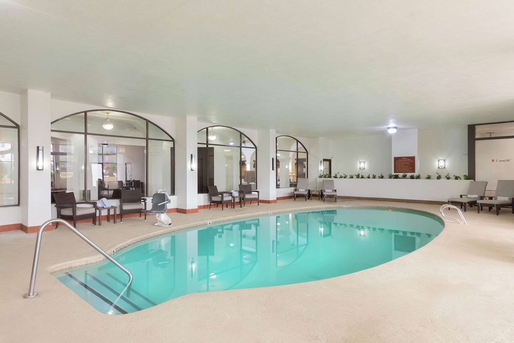 Embassy Suites by Hilton Tulsa I 44 - photo 35