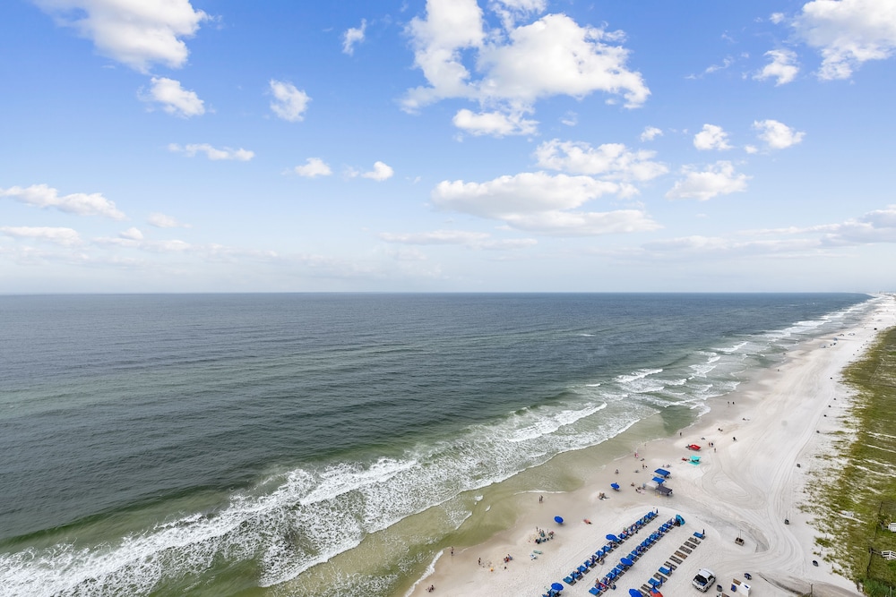 Splash Beach Resort by Book That Condo - photo 120