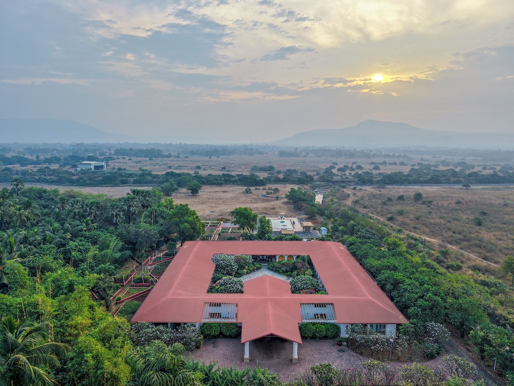 Amã Stays & Trails Kihim Courtyard Alibag in Alibag, India