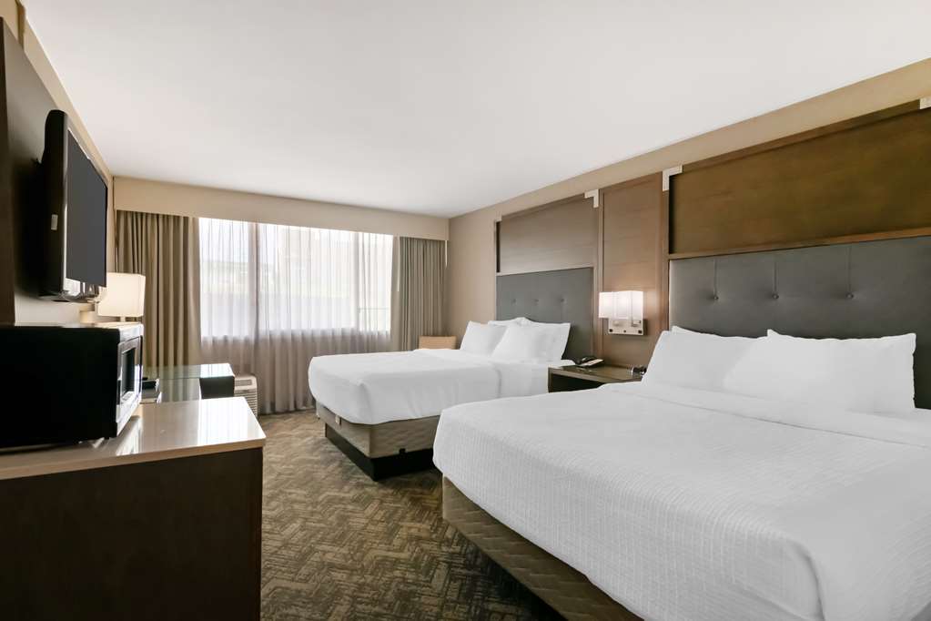 Best Western Plus Kansas City Sports Complex Hotel - photo 22