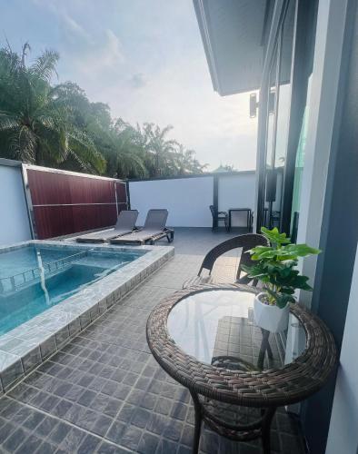 Vina Villa At Krabi — 4-Star Luxury Hotel in Ban Ao Nang, Thailand