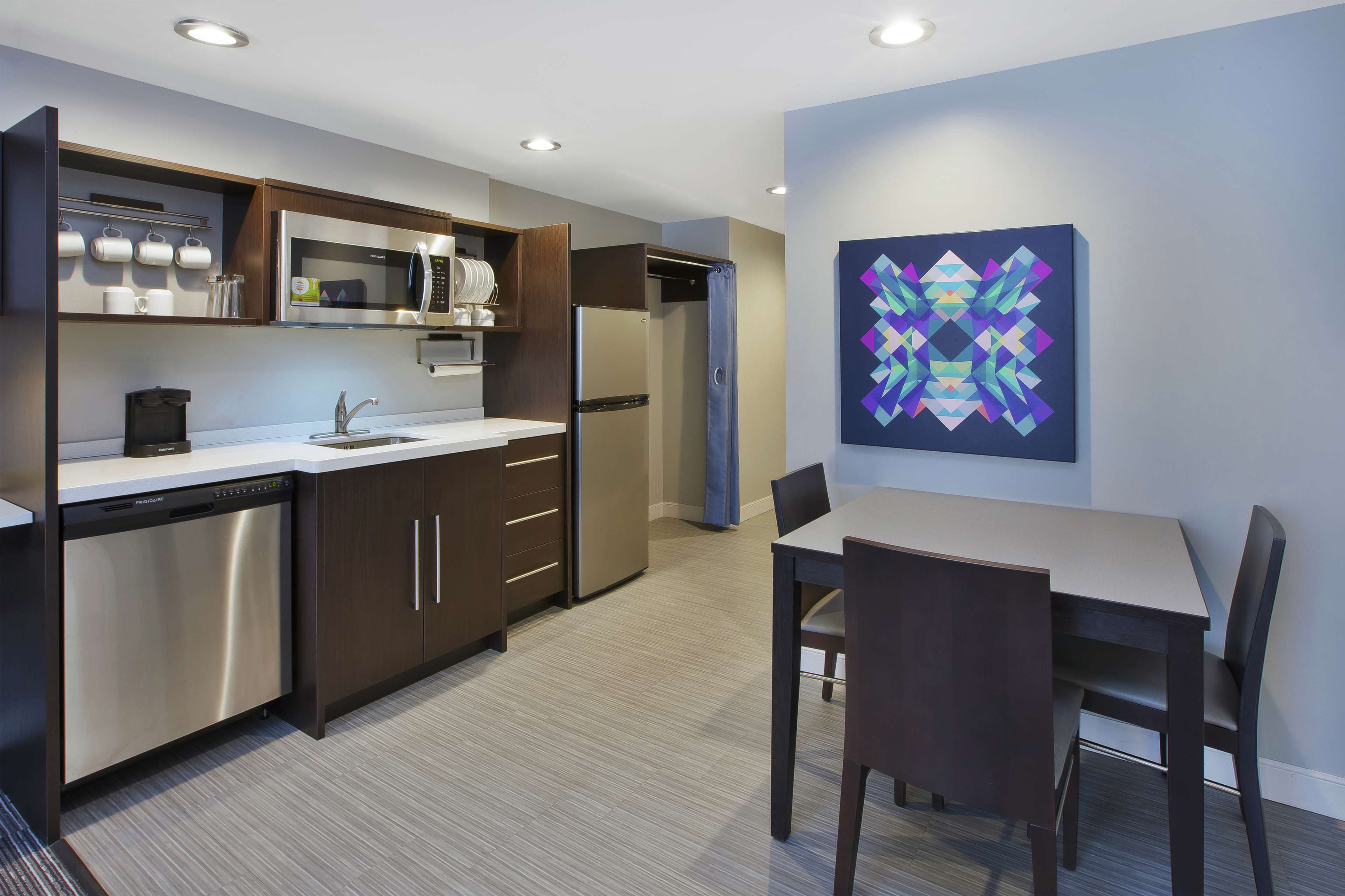 Home2 Suites by Hilton Pittsburgh Area Beaver Valley - photo 18