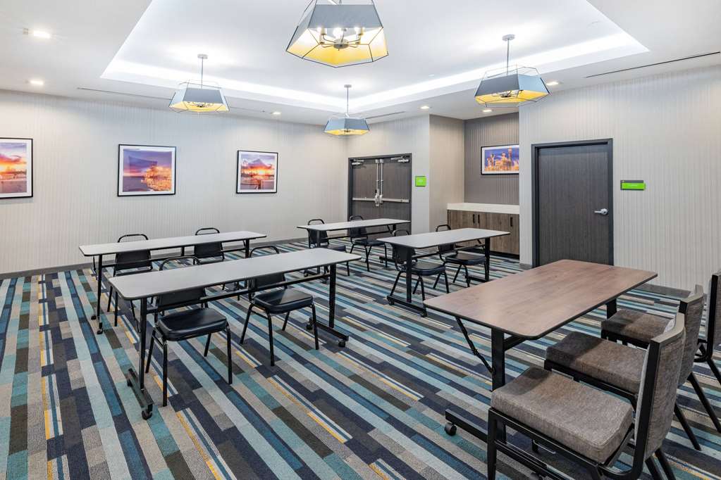 La Quinta Inn & Suites by Wyndham Texas City I 45 - photo 26