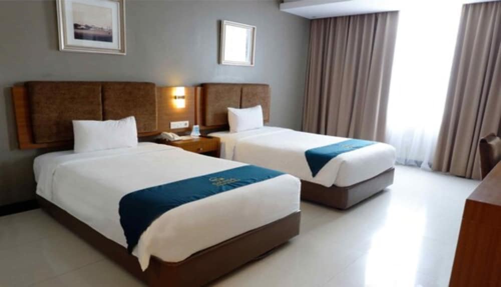Grage Hotel Cirebon — Cirebon — photo 4