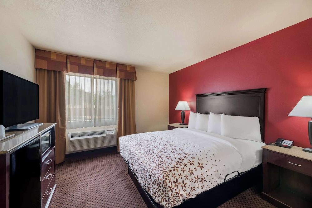 SureStay Plus Hotel by Best Western Silver City - photo 16