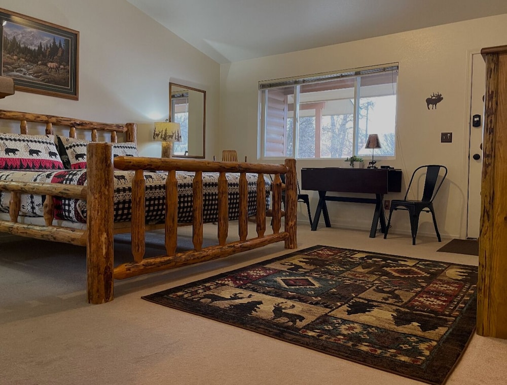 Travellers Rest Cabins and RV Park - featured photo