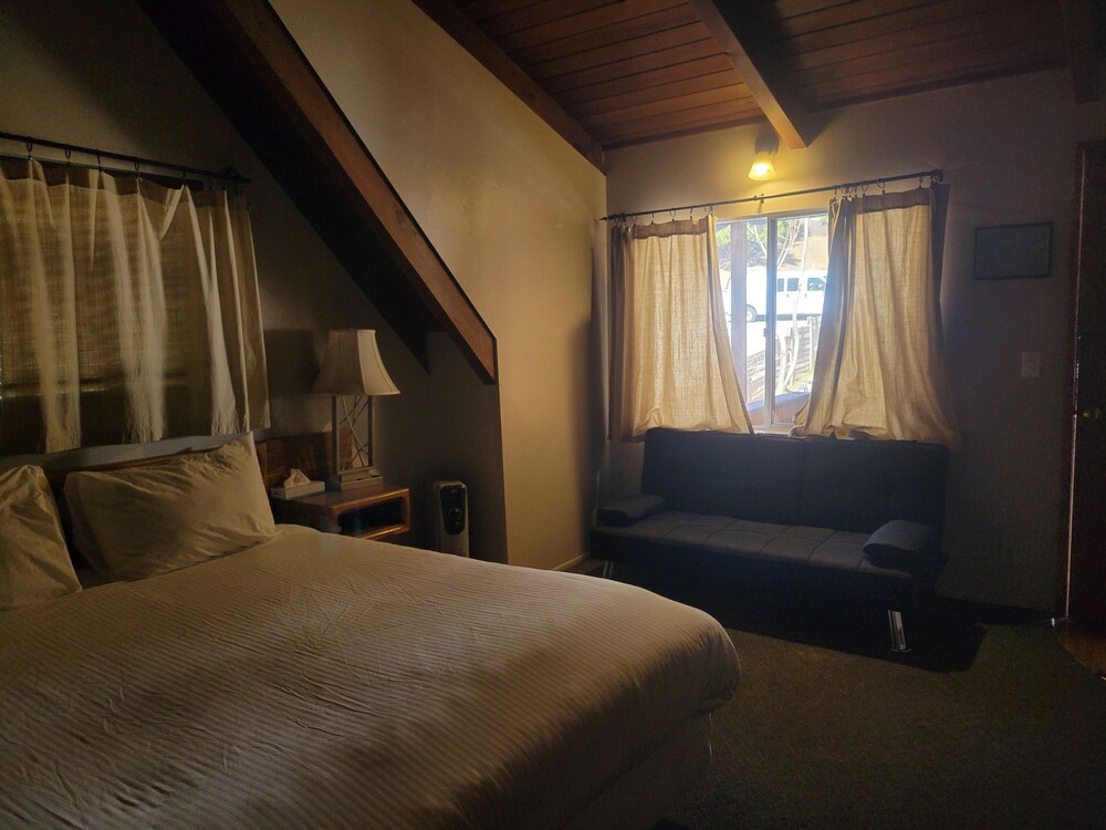 Sleepy Hollow Cabins and Hotel - photo 67