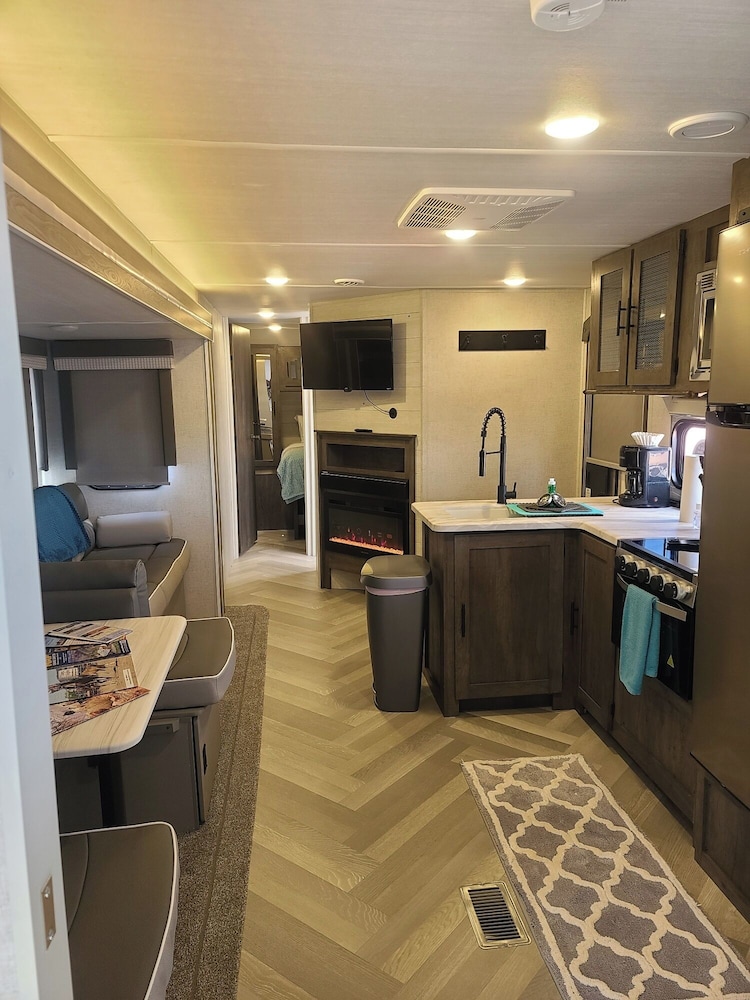 Grand Canyon RV Glamping - photo 28