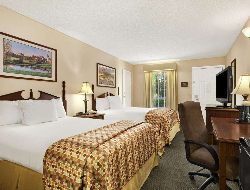 Baymont by Wyndham Warner Robins - photo 15