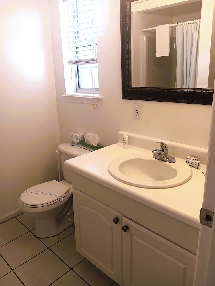 The Cozy Inn - photo 82