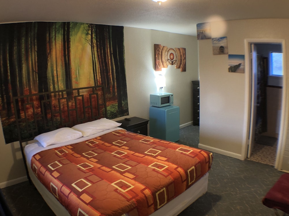Tower 64 Motel & RV - photo 39