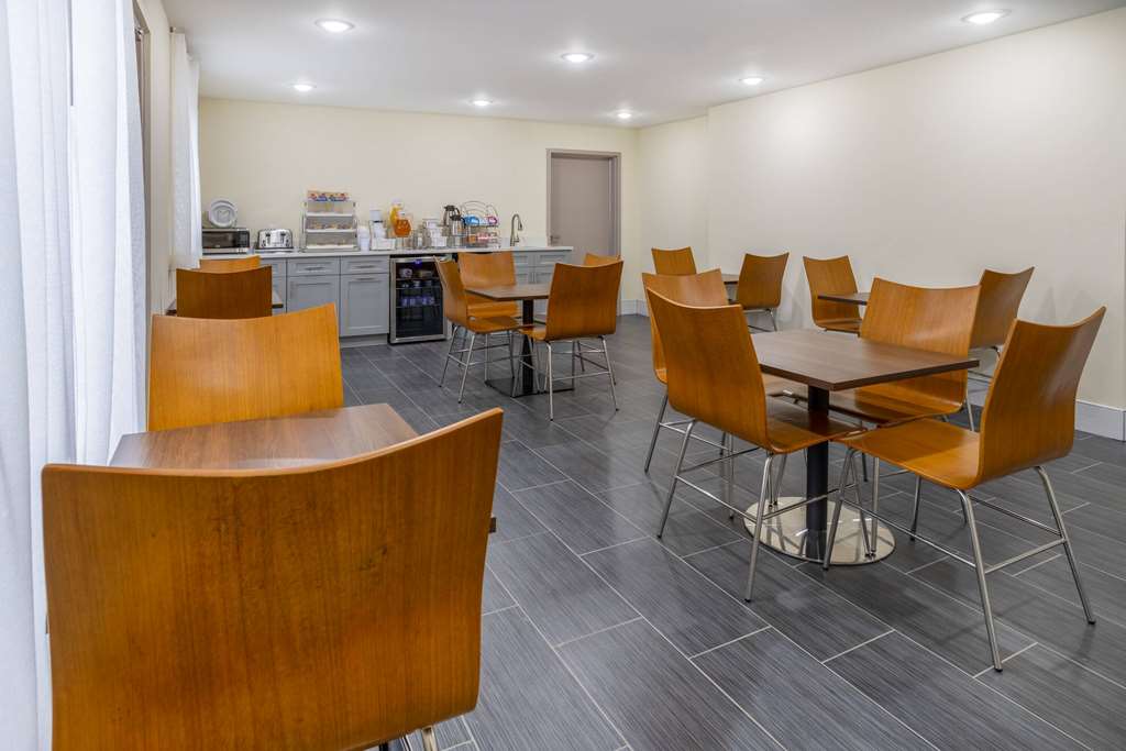 Days Inn by Wyndham Grayson - photo 38