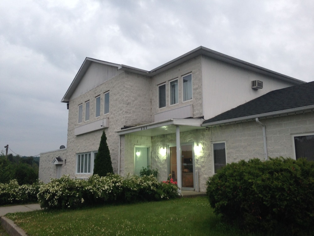 Motel Econo Nuit in Sherbrooke, Canada