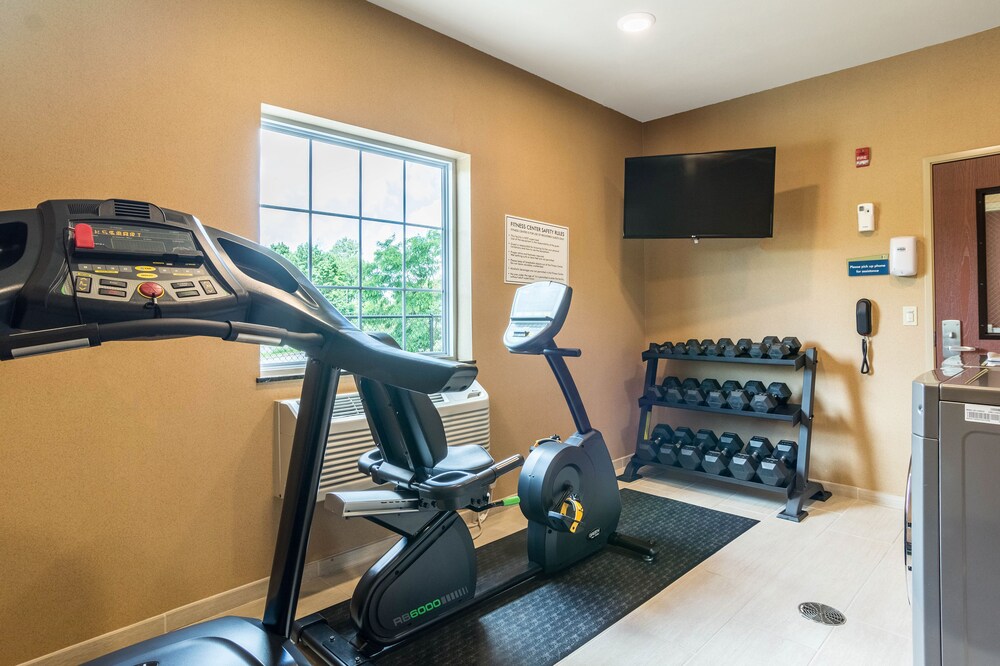 Cobblestone Hotel & Suites Harborcreek - photo 16
