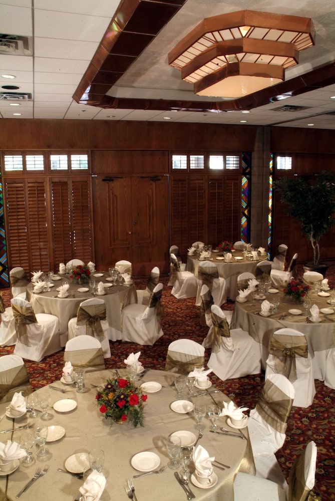 DoubleTree by Hilton Phoenix Tempe - photo 46