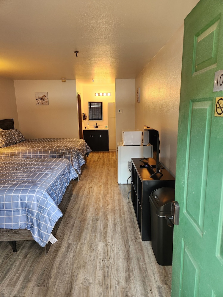 Condotel Unit at Indian Point — Branson — photo 2