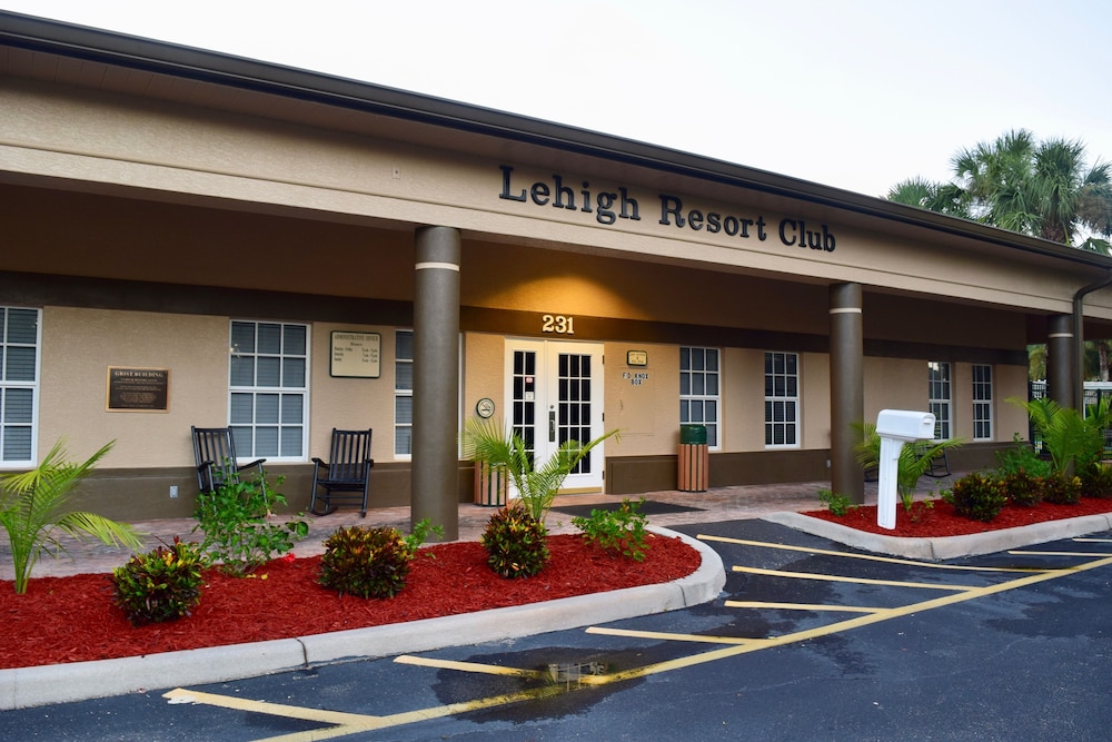 Lehigh Resort Club - photo 2