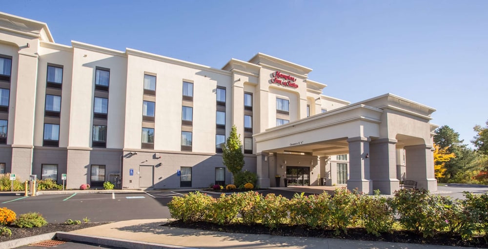 Hampton Inn & Suites Tilton - photo 53