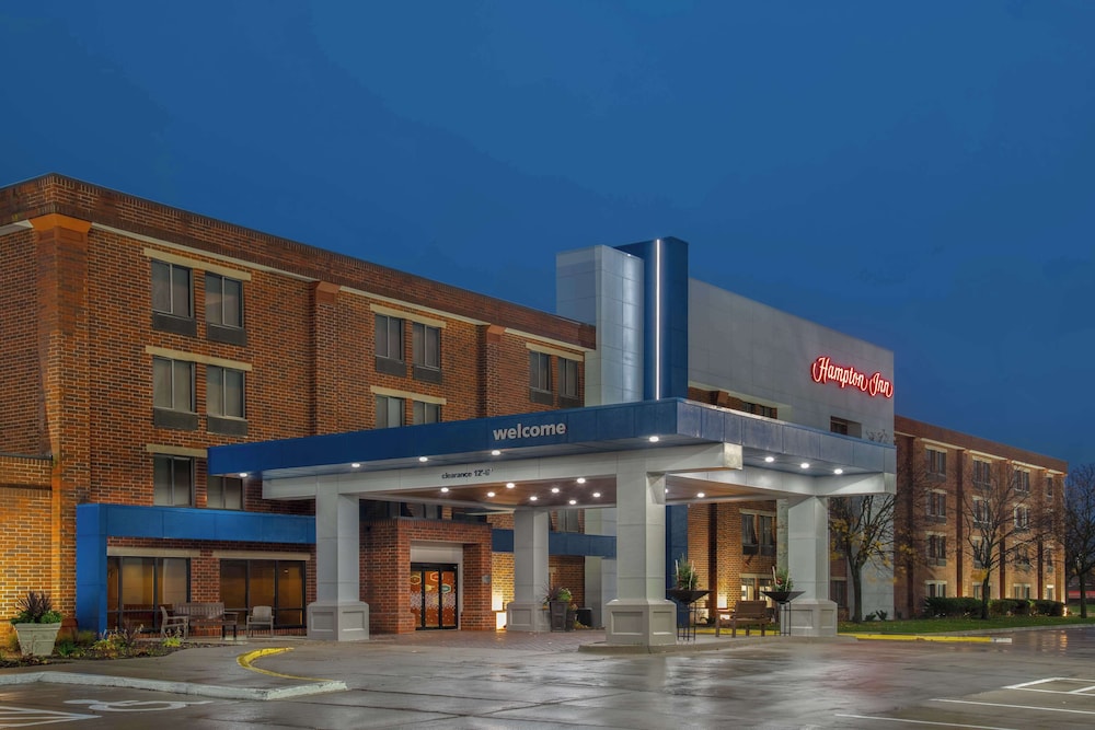 Hampton Inn West Des Moines Lake Drive - photo 32