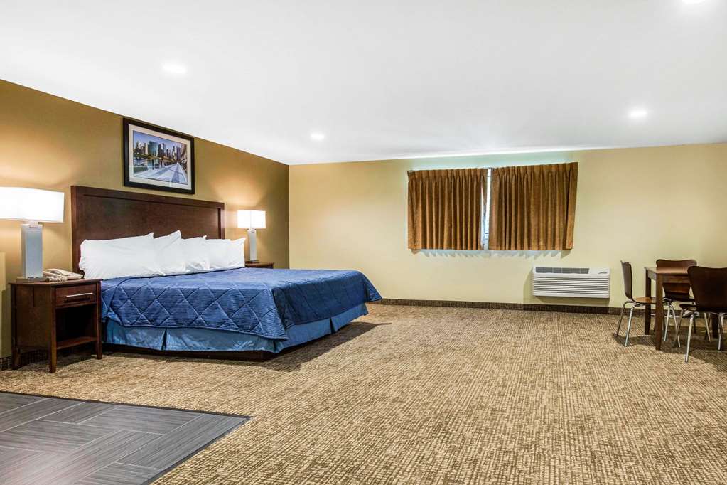 Rodeway Inn Lyons La Grange - photo 37