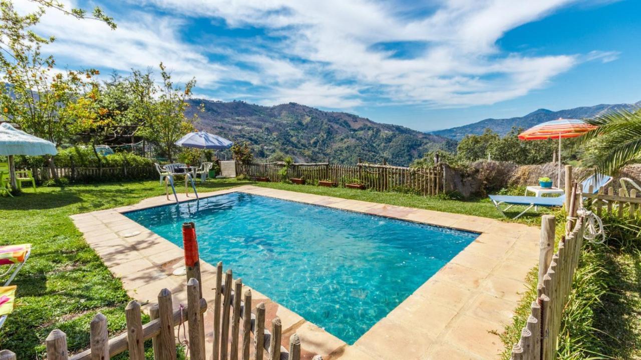 Casa El Olivarito Jubrique by Ruralidays — 4-Star Luxury Hotel in Jubrique, Spain