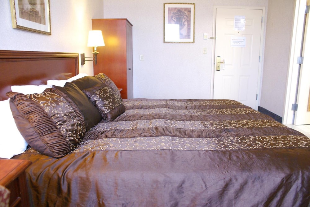 Raritan Hotel - photo 13