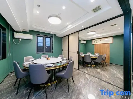 Mount Putuo Shanshui Hotel in Zhoushan, People's Republic of China