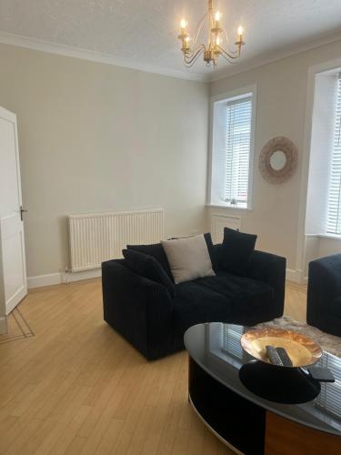 1L Albert Place Maddiston Road Brightons Falkirk FK2 0JX — 4-Star Luxury Hotel in Polmont, United Kingdom