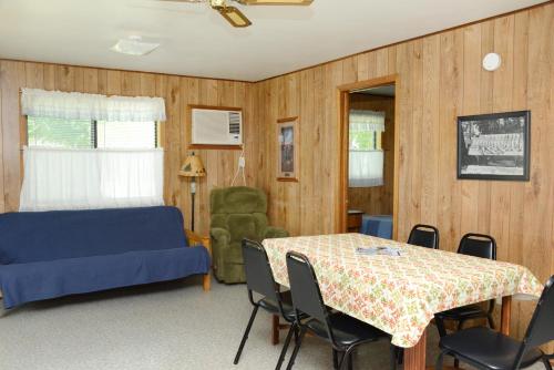 Riverside Resort - photo 141