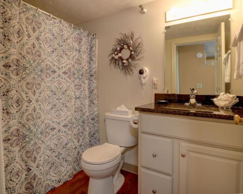 Misty Harbor Resort - photo 16