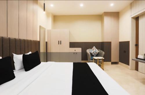 Hotel heritage plaza in Hisar, India