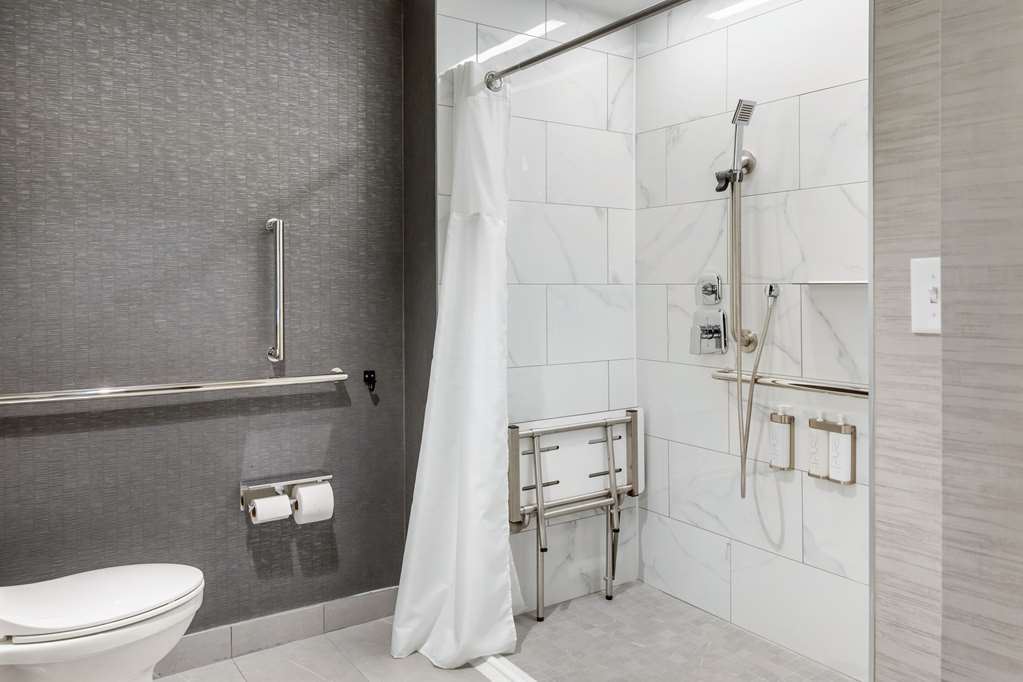 Cambria Hotel Niagara Falls - photo 24