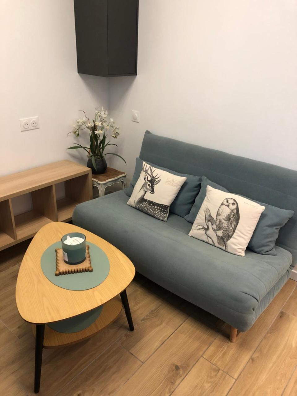 Chez Julien a 2 Pas de la Defense in Puteaux, France