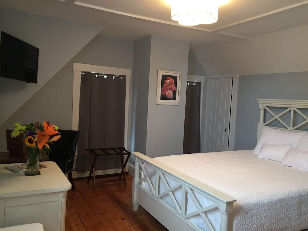 Sea Street Inn - photo 5