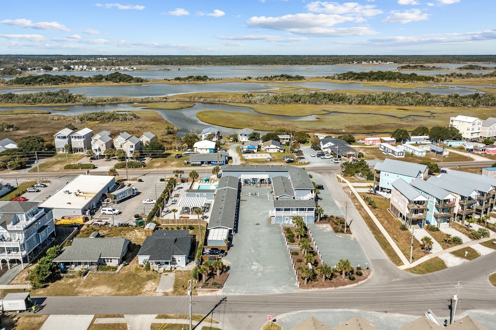 Loggerhead Inn and Suites - photo 124