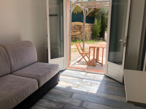 Studio Avec Exterieur — hotel in Sollies-Toucas