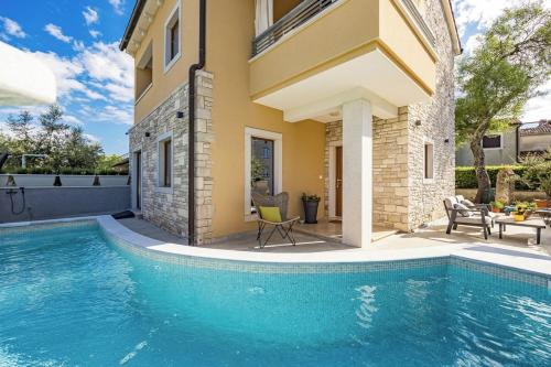 Casa Dika — 4-Star Luxury Hotel in Marcana, Croatia