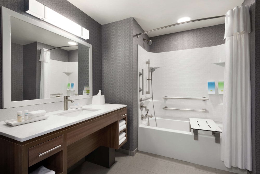 Home2 Suites by Hilton Madison Central Alliant Energy Center - photo 23