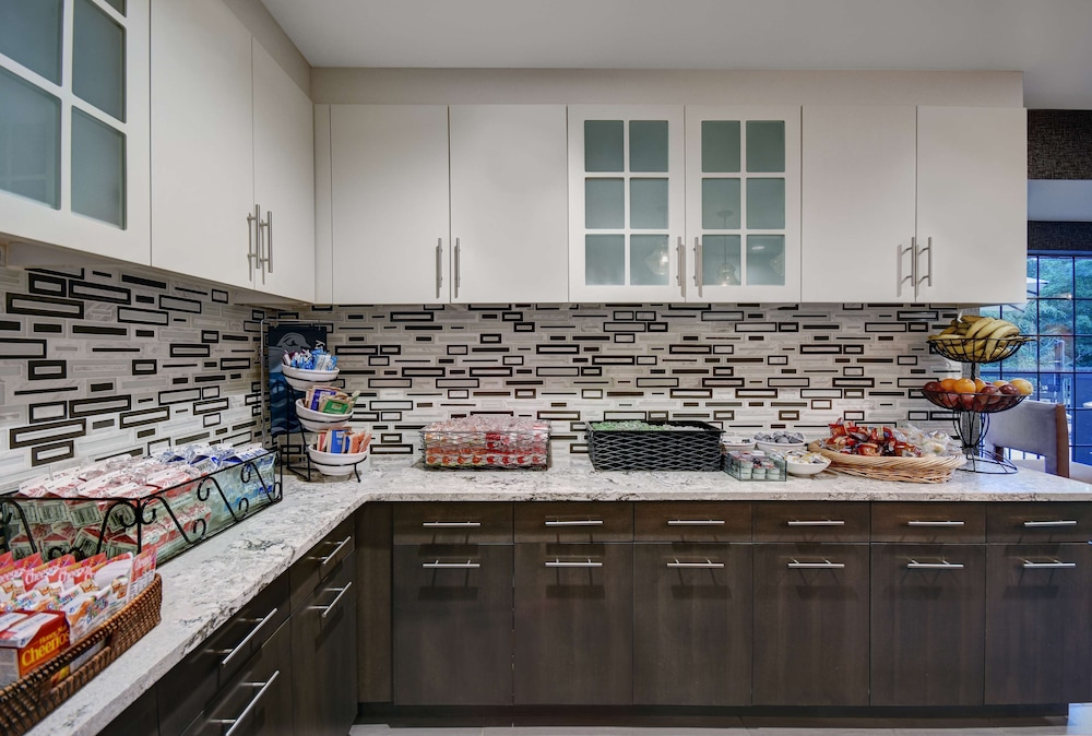 Homewood Suites by Hilton Eatontown - photo 37