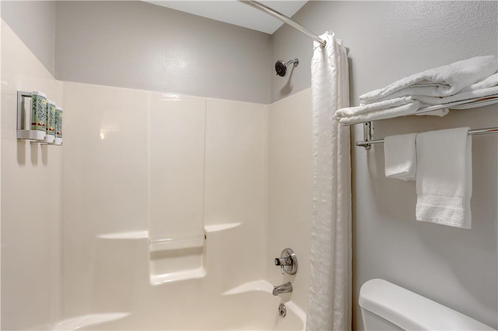Best Western Shippensburg Hotel - photo 34