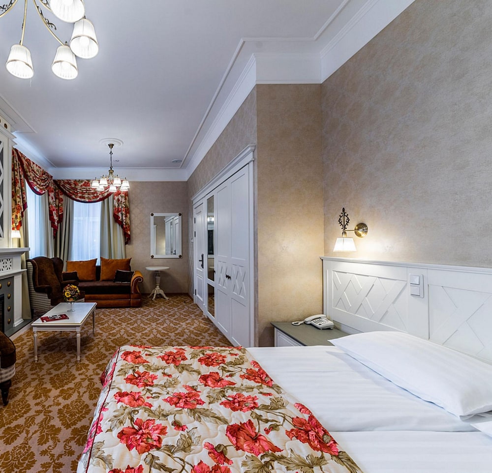 Cronwell Inn Stremyannaya — 4-Star Luxury Hotel in Saint Petersburg, Russia