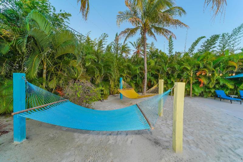 Siesta Key Palms Resort - photo 5