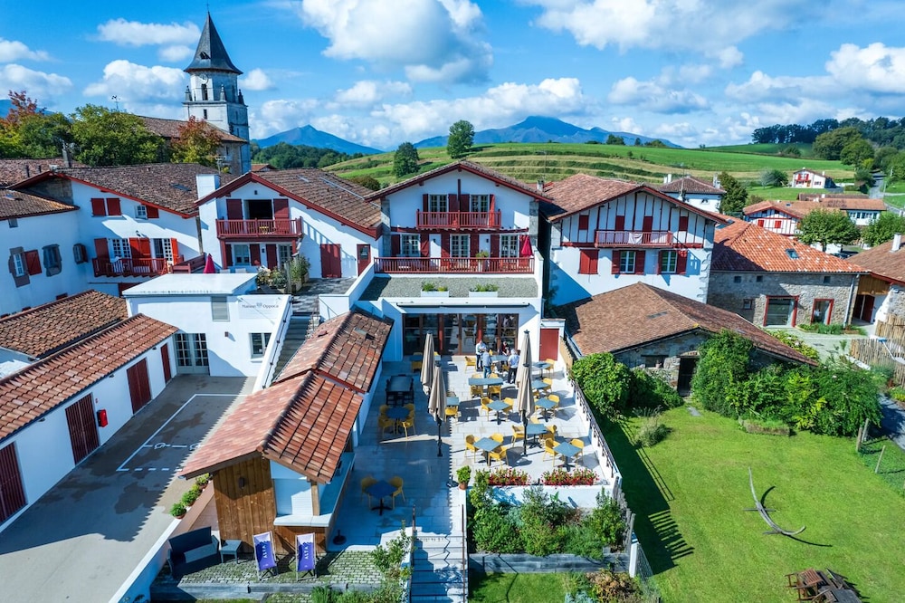 La Maison Oppoca — 4-Star Luxury Hotel in Espelette, France
