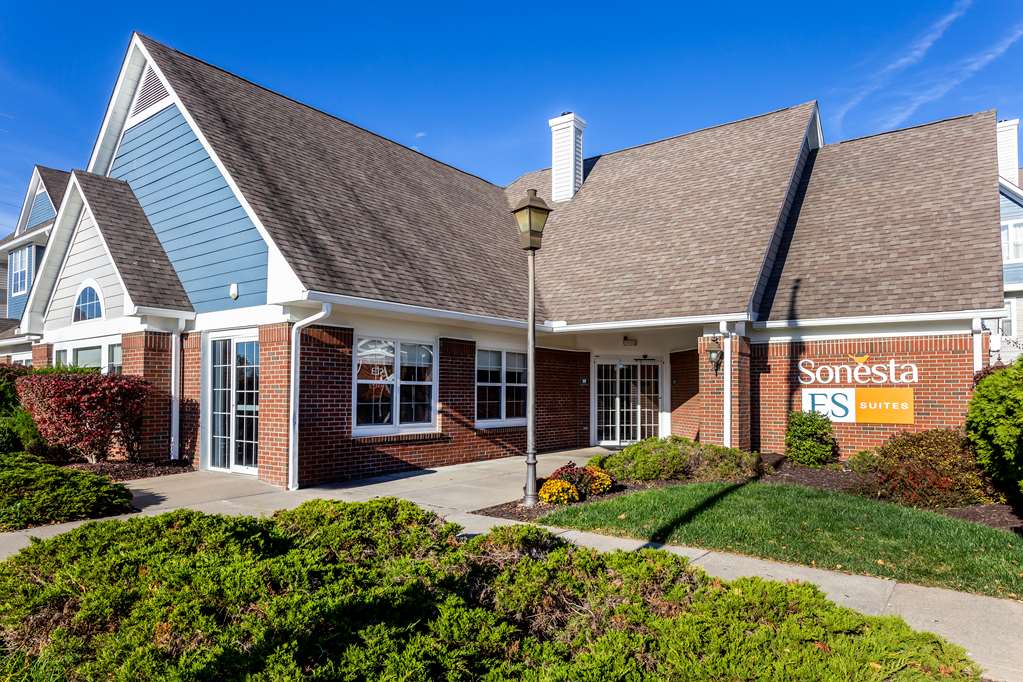 Sonesta ES Suites Charleston - featured photo