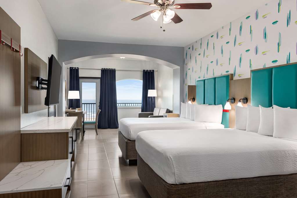 La Copa Inn Beach Hotel - photo 42
